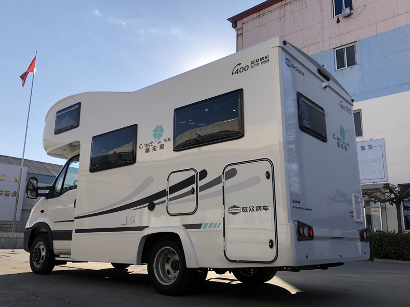 舒適、空間、安全，樣樣具備的房車