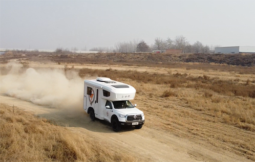 自由炮自動(dòng)檔、四驅(qū)房車(chē)，值得選擇